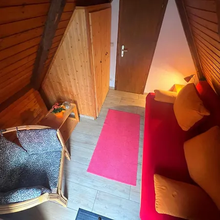 度假居 Gemuetliches-kleines-ferienhaeuschen-nr-3-im-harz-fuer-max-3-personen-inkl-balkon Sieber